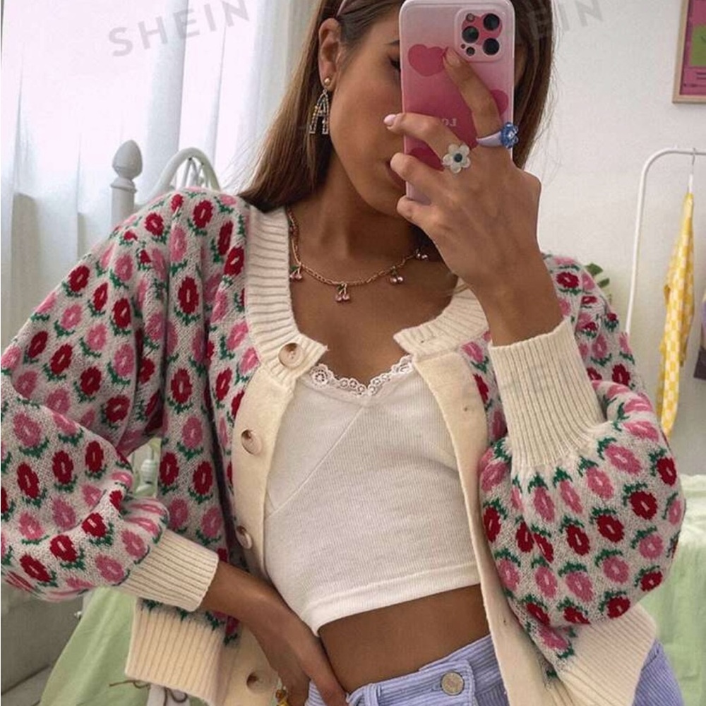Tulip cardigan